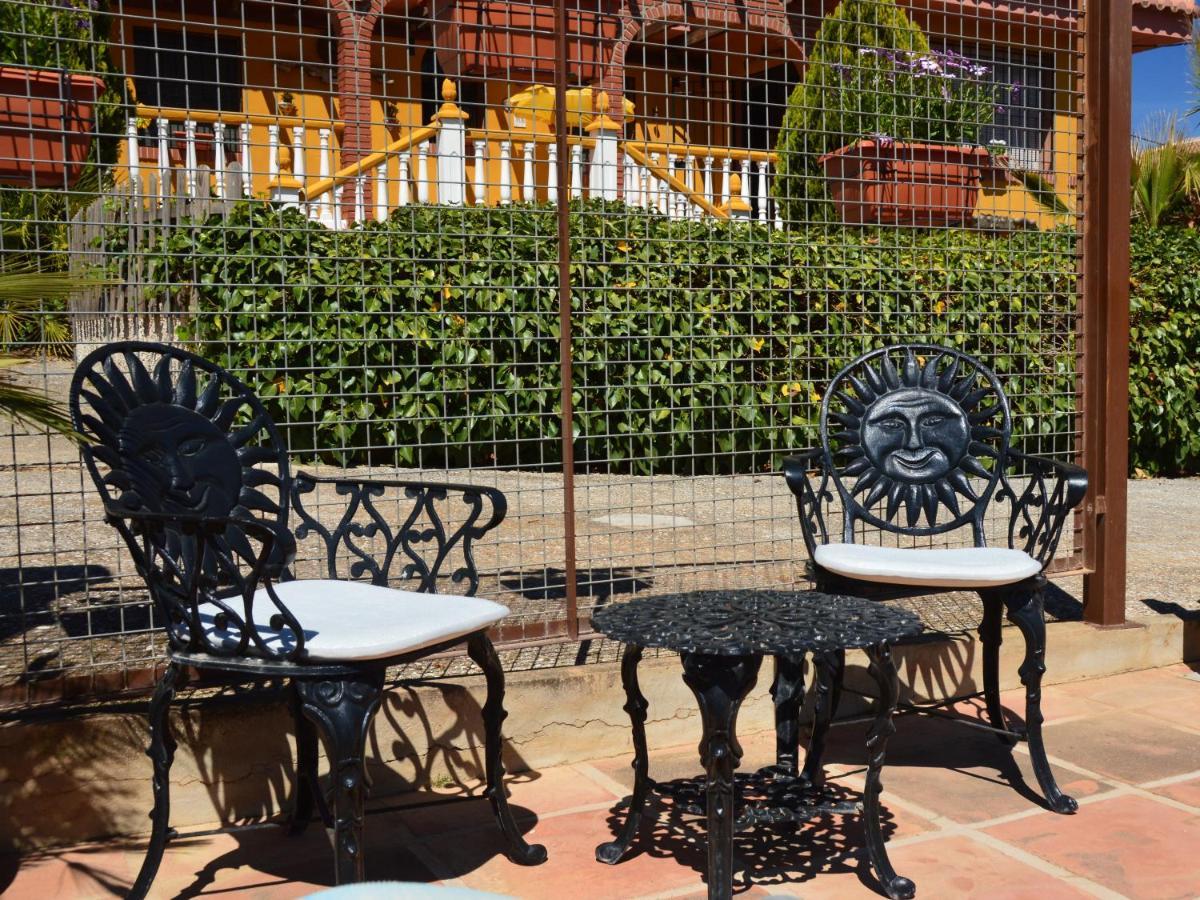 Cortijo Petra Bed & Breakfast Villanueva del Rosario Exterior photo