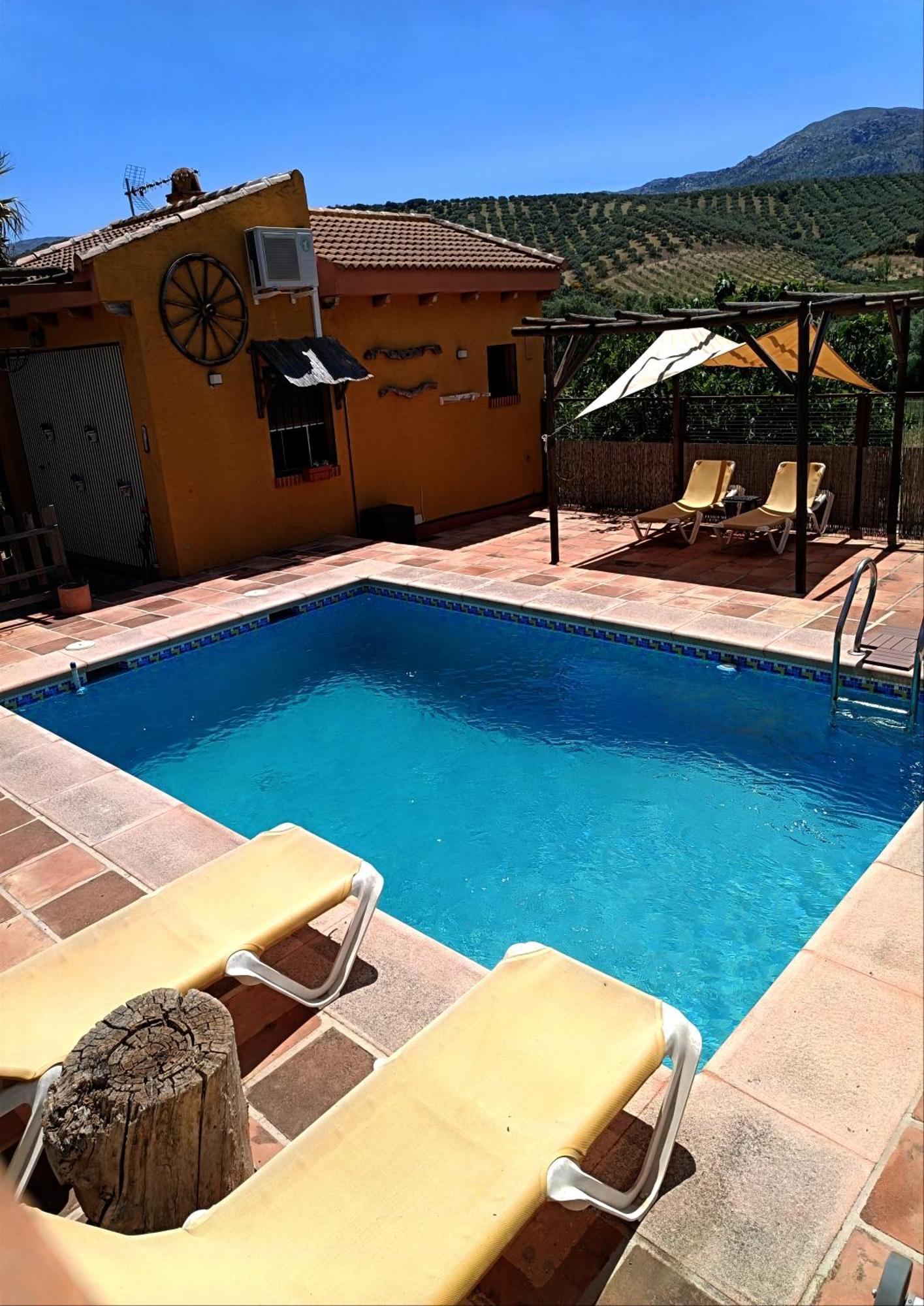 Cortijo Petra Bed & Breakfast Villanueva del Rosario Exterior photo